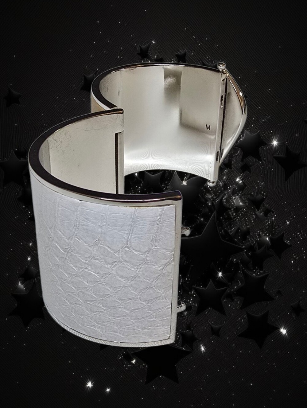 Diane von Furstenberg Leather Embossed Frankie Wide Hinged Bangle Bracelet - Picture 5 of 9